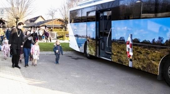 Borgmester, børn og bus